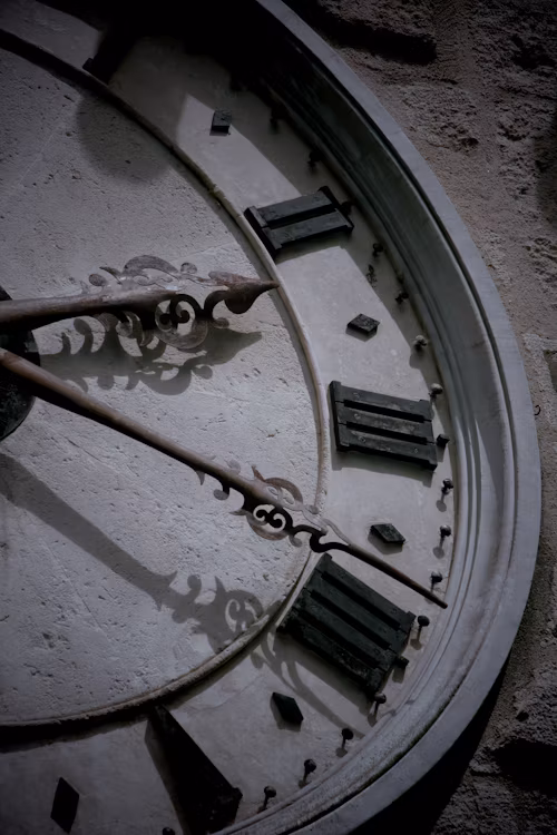 A clock face melting or distorting